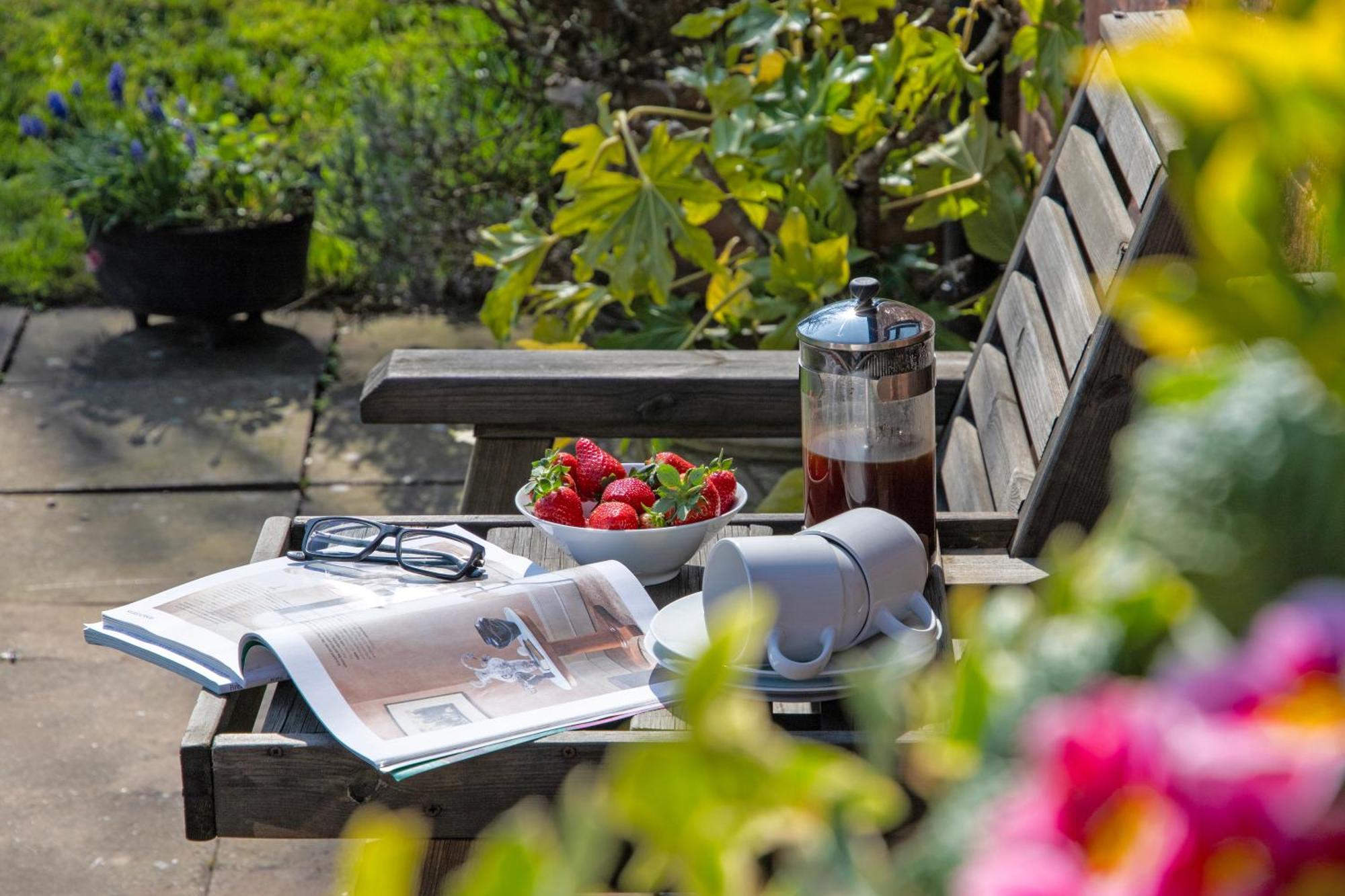Charlie'S Cottage With Alpacas And 7Mins Drive To Alton Towers Denstone Bagian luar foto