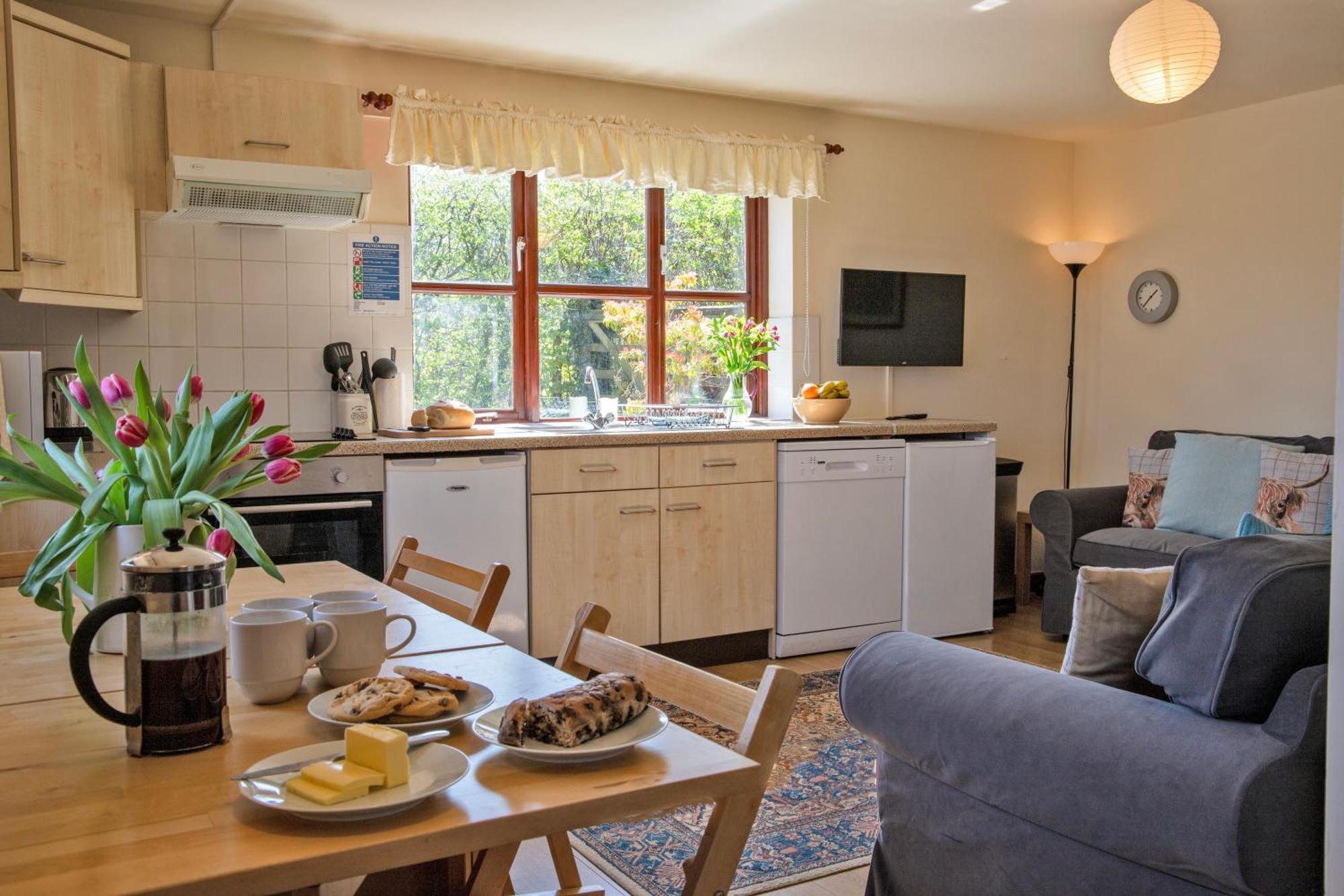 Charlie'S Cottage With Alpacas And 7Mins Drive To Alton Towers Denstone Bagian luar foto